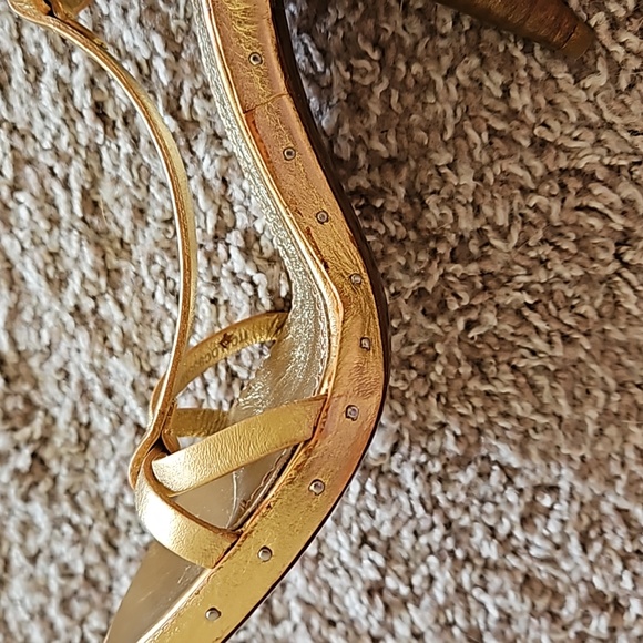 Gold Burberry heels, size 35, $80 - Picture 6 of 6
